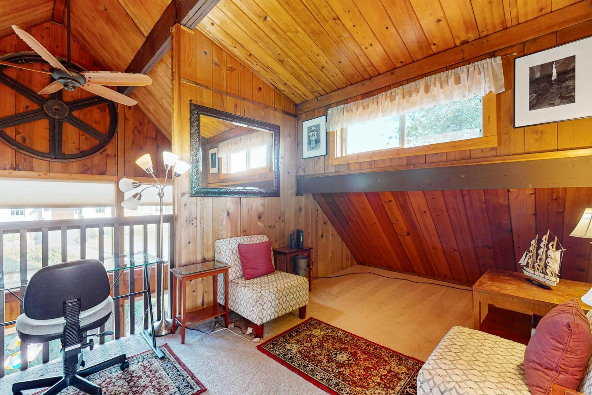 Holiday home Whalesong House *